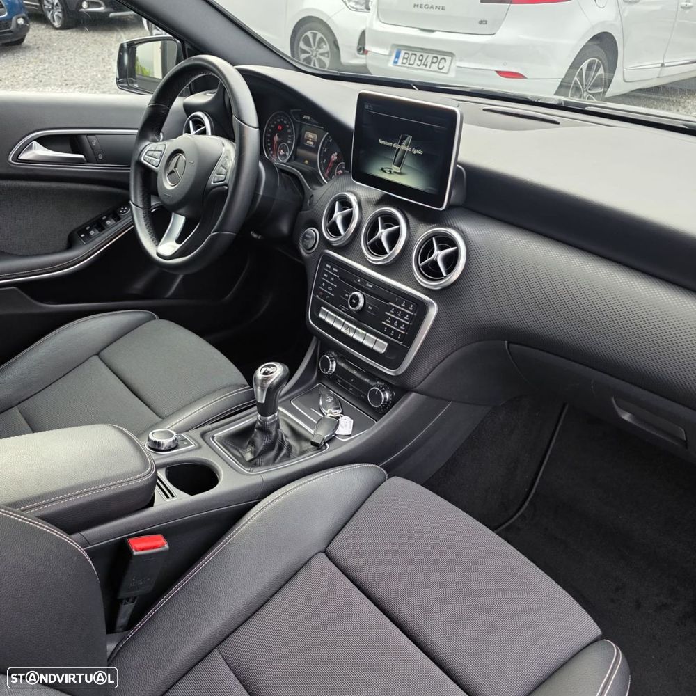 Mercedes-Benz A 180 Dynamic Edition - 30