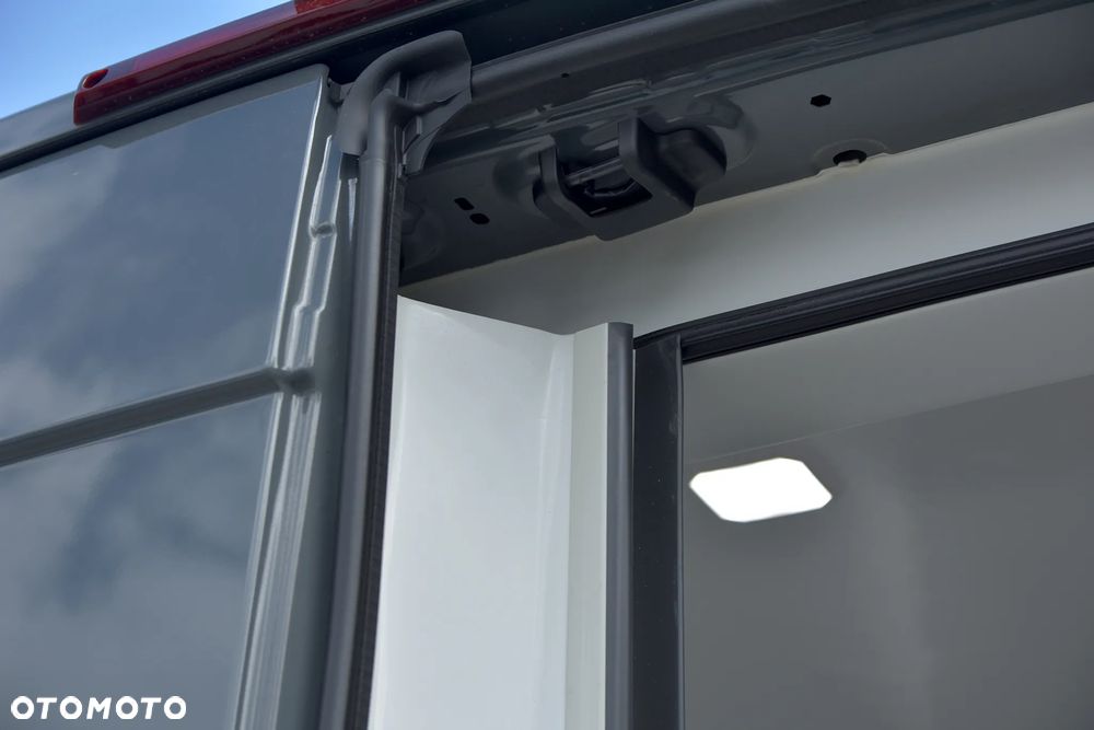 Renault Master L3H2 Izoterma z agregatem ZANOTTI Z 350 GH GRUAU - 24