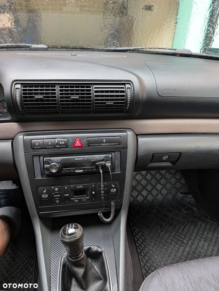 Audi A4 Avant 1.8T - 8