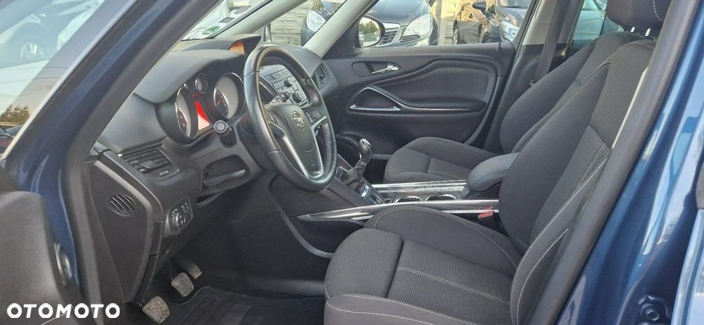 Opel Zafira - 37