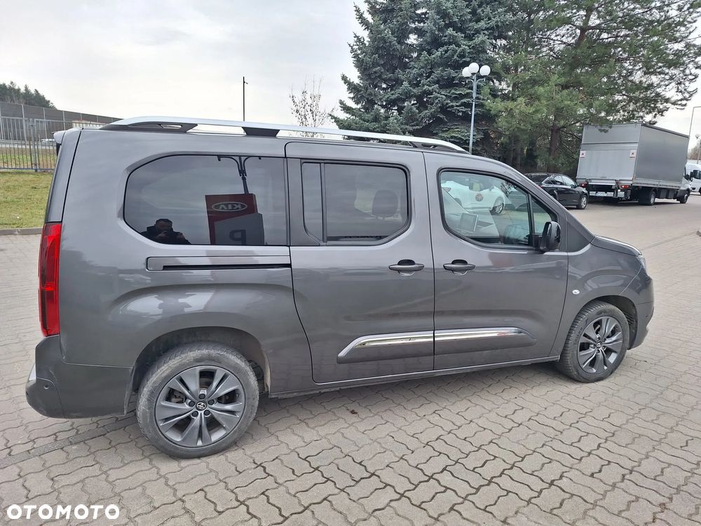 Toyota Proace City Verso Long 1.2 D-4T Family - 5