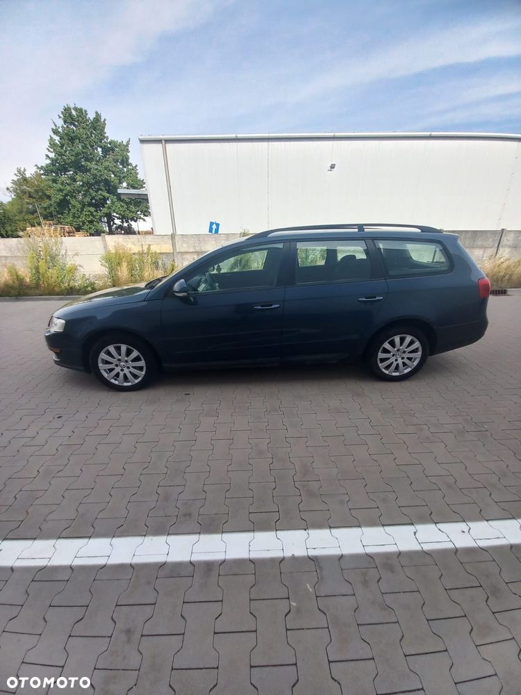 Volkswagen Passat - 6