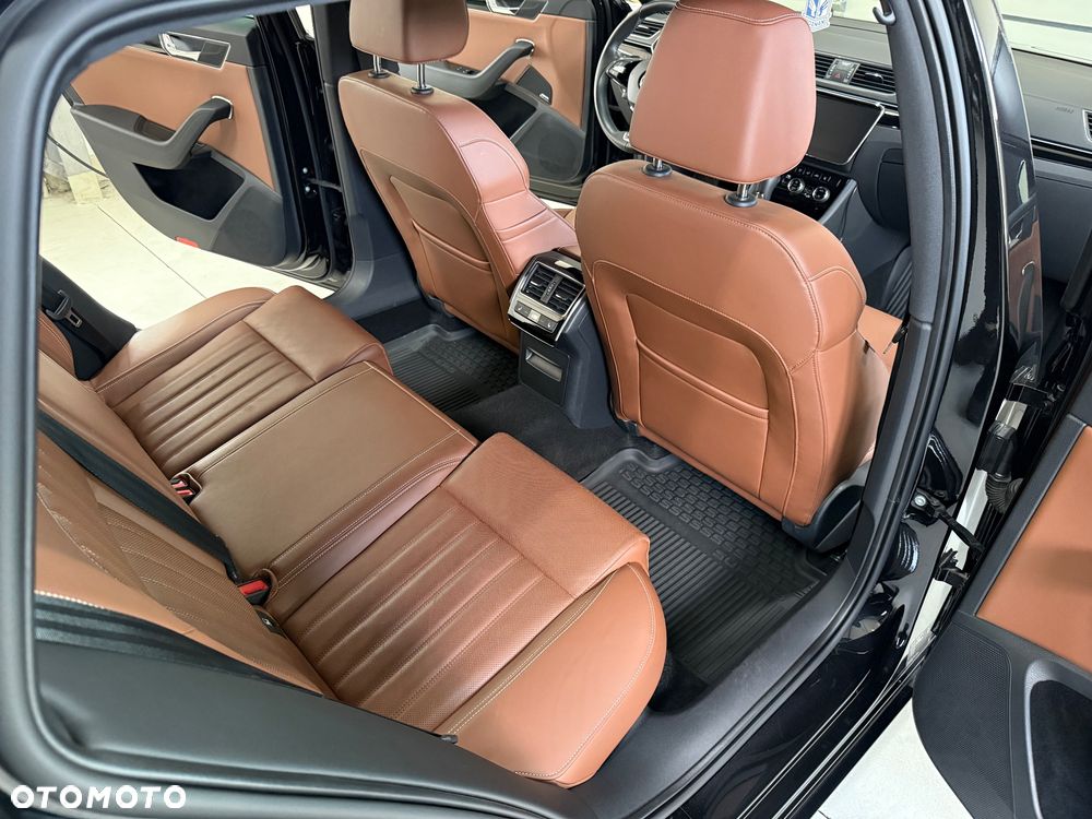 Skoda Superb 2.0 TDI SCR L&K DSG - 7