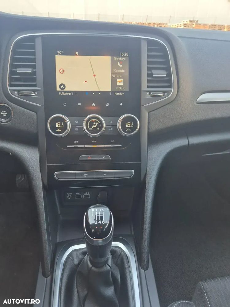 Renault Megane - 8