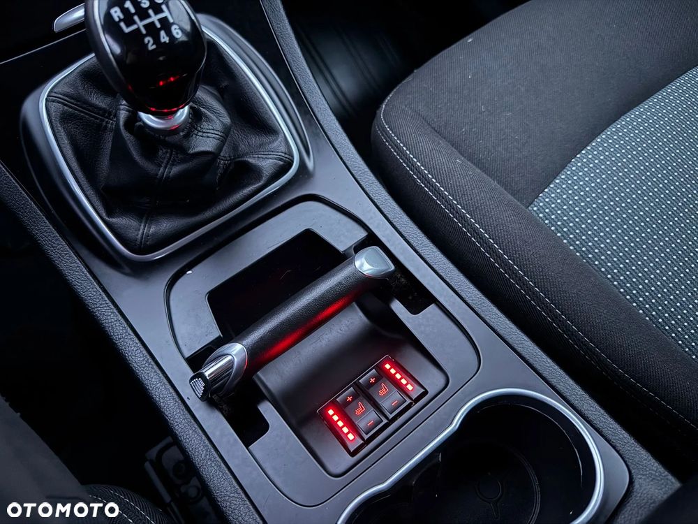 Ford Galaxy 1.6 TDCi DPF Start-Stop Trend - 18