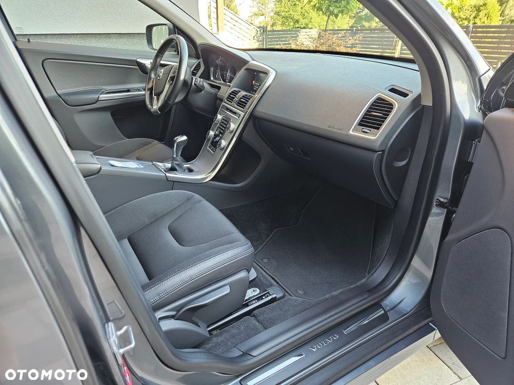Volvo XC 60 D3 Inscription - 10