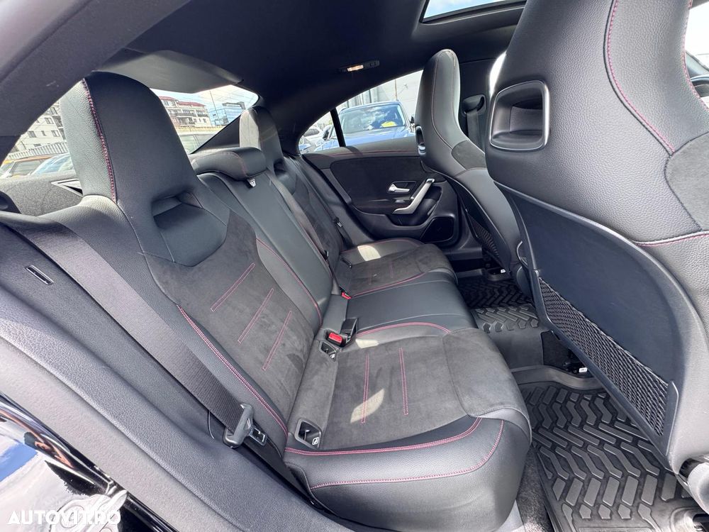 Mercedes-Benz A 250 e 8G-DCT AMG Line - 19