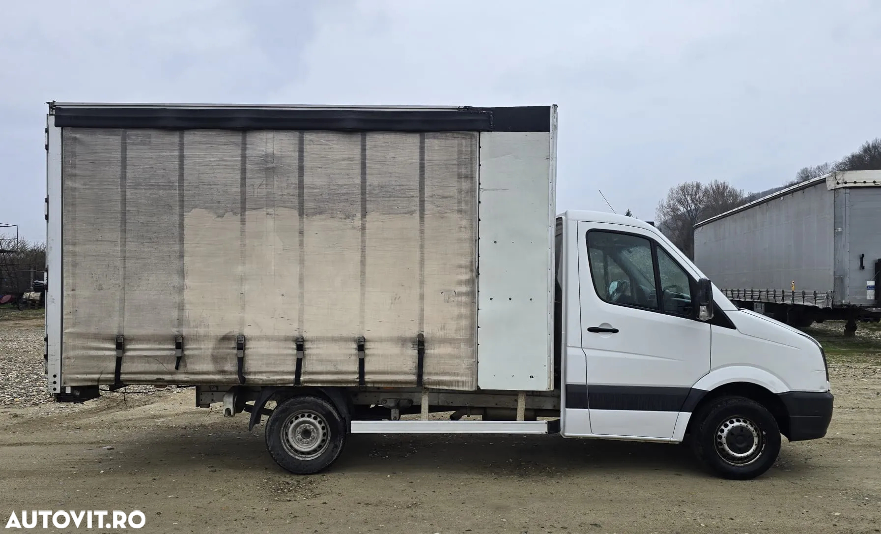 Volkswagen Crafter Prelata cu usi pe spate - 4
