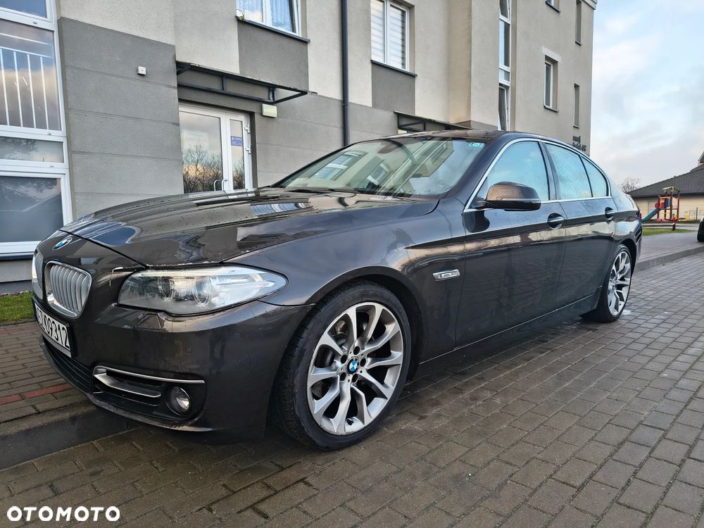 BMW Seria 5 528i Modern Line - 6