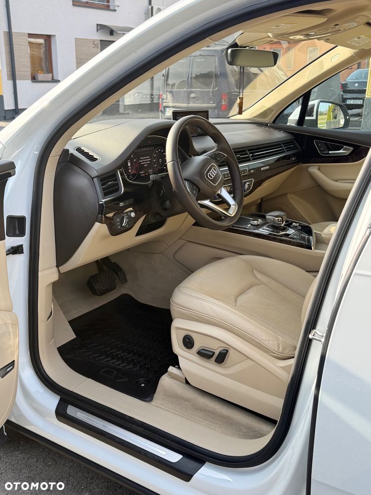 Audi Q7 55 TFSI quattro tiptronic - 6