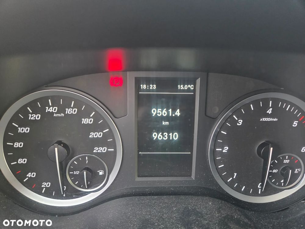 Mercedes-Benz Vito - 16