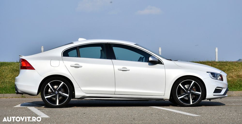 Volvo S60 D5 Geartronic RDesign - 9