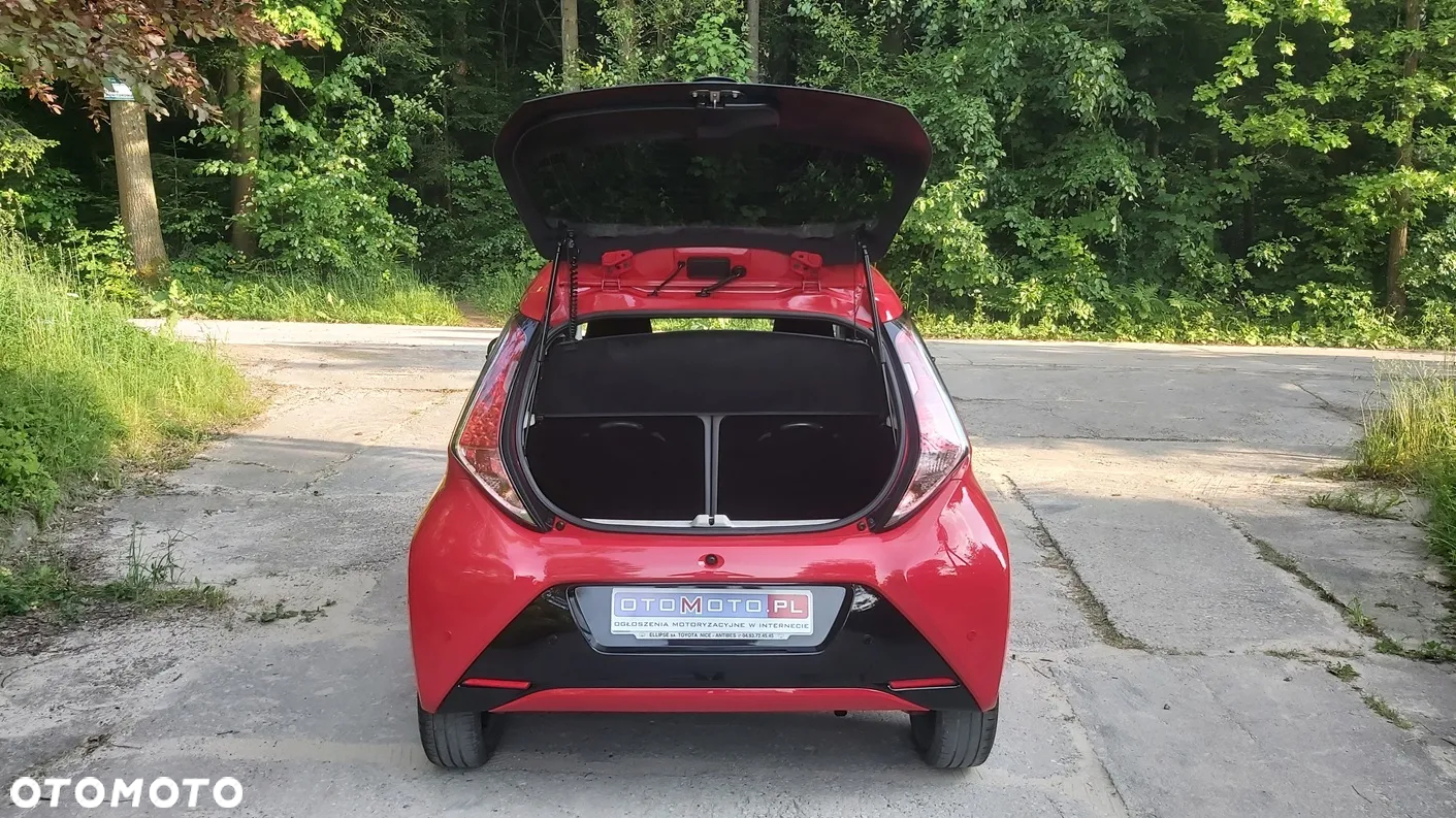 Toyota Aygo x-play - 18