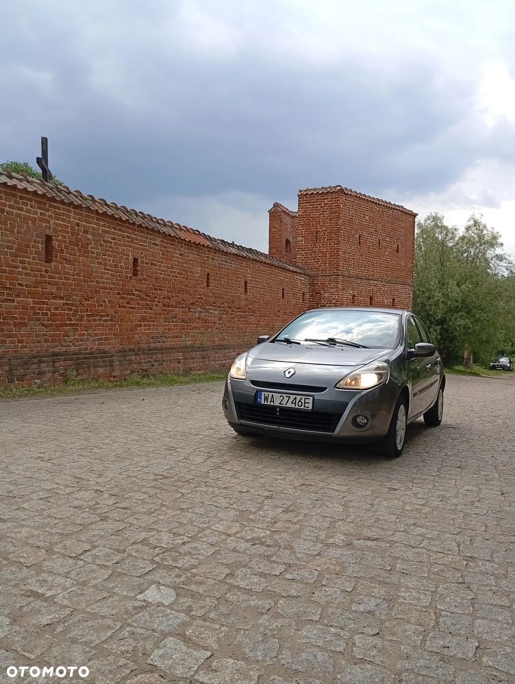 Renault Clio 1.2 16V All Inclusive - 4