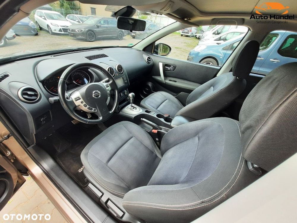 Nissan Qashqai 2.0 CVT tekna - 23
