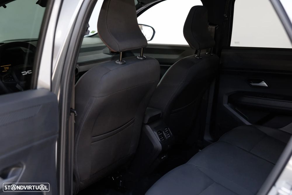 Dacia Bigster 1.2 Hybrid-G Extreme 4x4 - 26