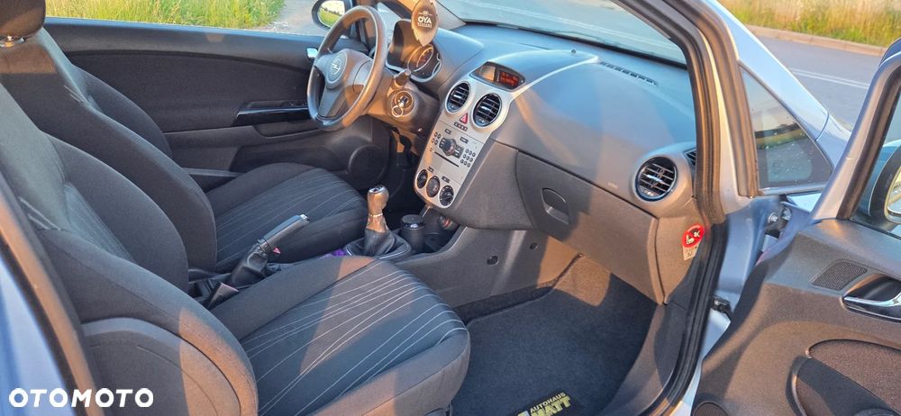 Opel Corsa 1.0 12V Enjoy - 8