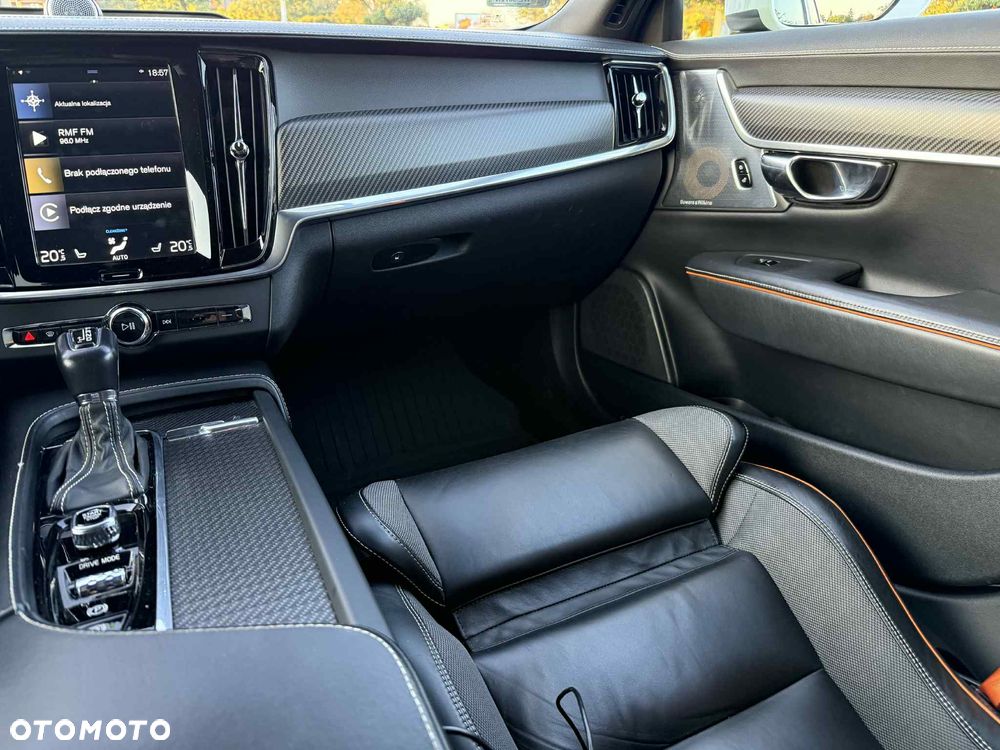 Volvo V90 Cross Country - 7