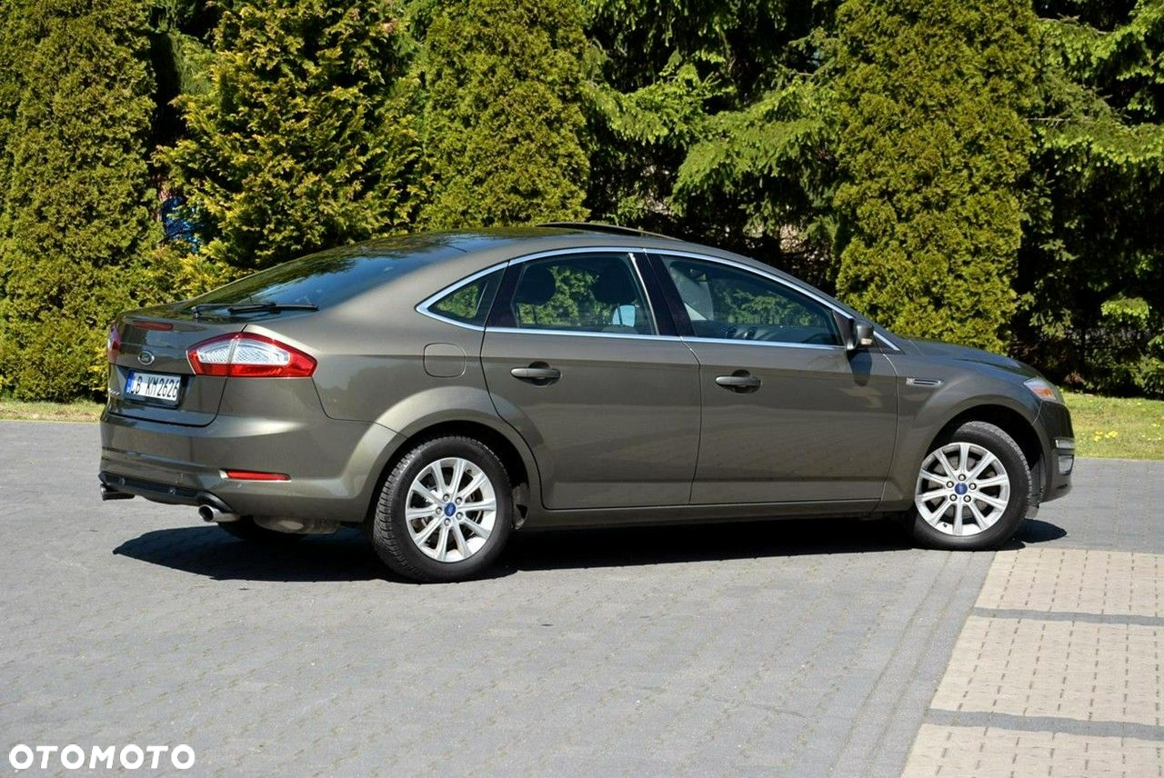 Ford Mondeo 2.0 EcoBoost Titanium - 12