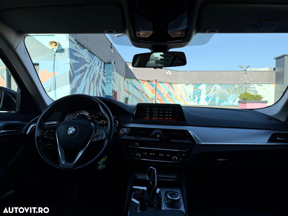 BMW Seria 5 530i xDrive AT - 20
