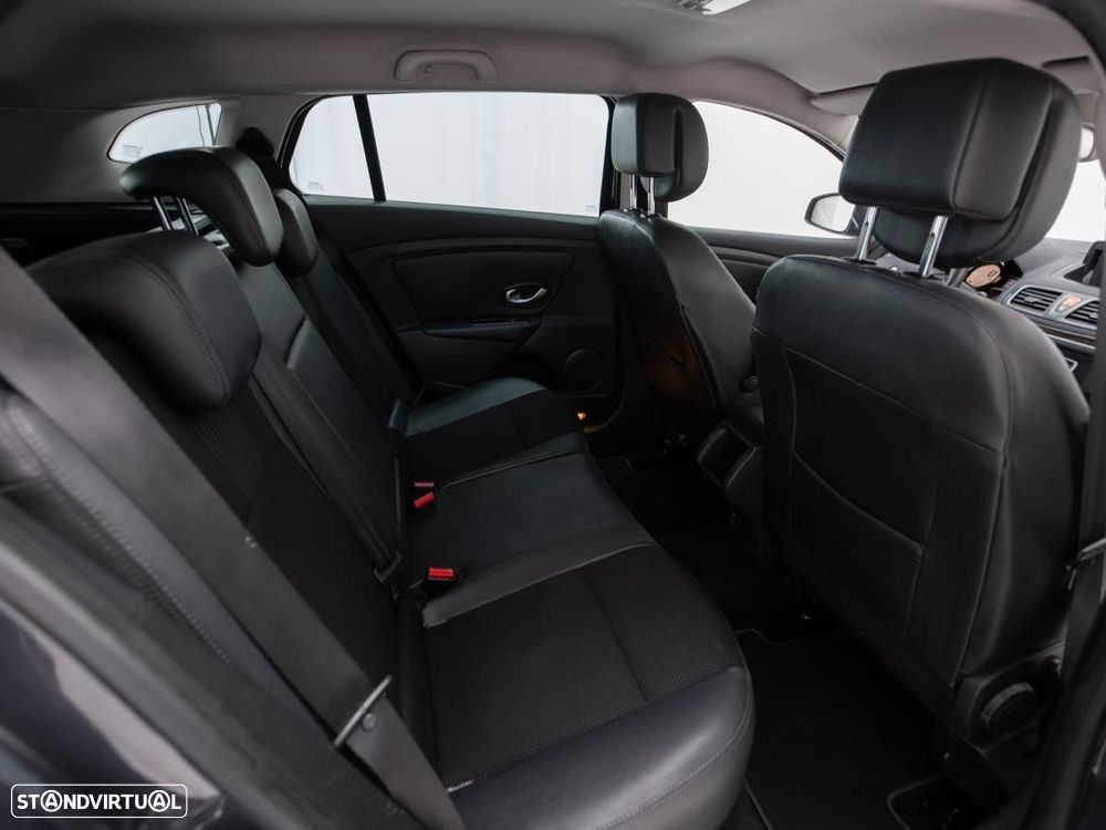 Renault Mégane Sport Tourer - 11