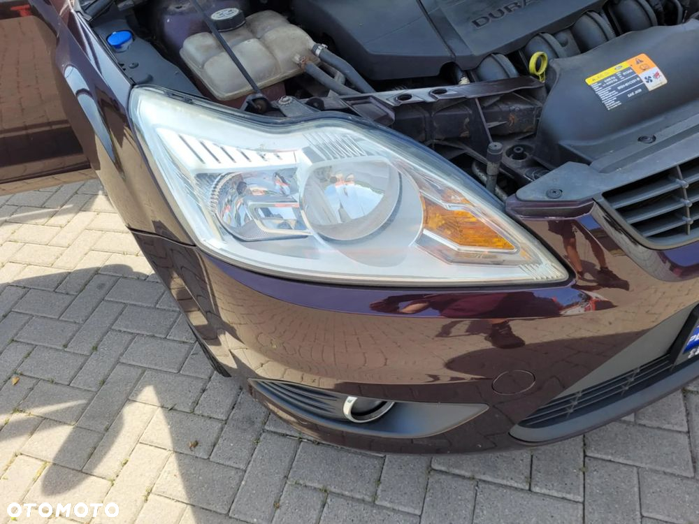 Ford Focus 1.8 Style - 13