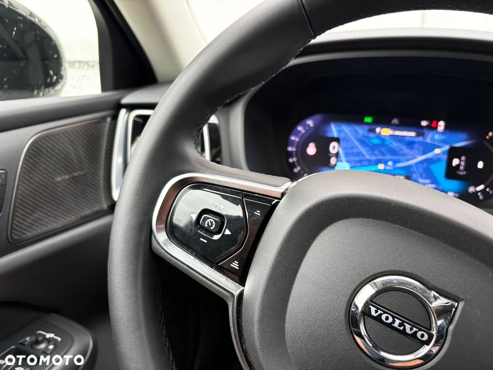 Volvo S60 B5 B AWD Plus Dark - 20