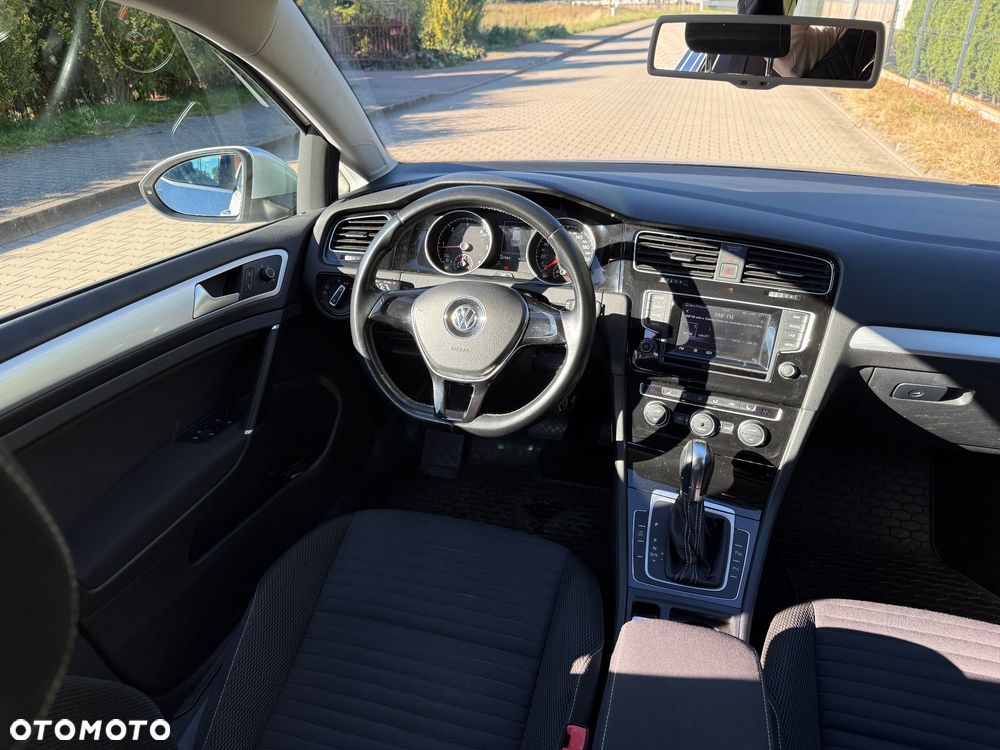 Volkswagen Golf 2.0 BlueTDI DSG Cup - 11