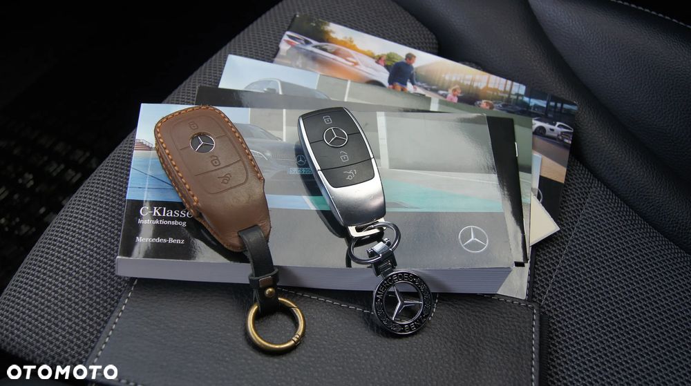 Mercedes-Benz Klasa C 220 d T 9G-TRONIC AMG Line - 34