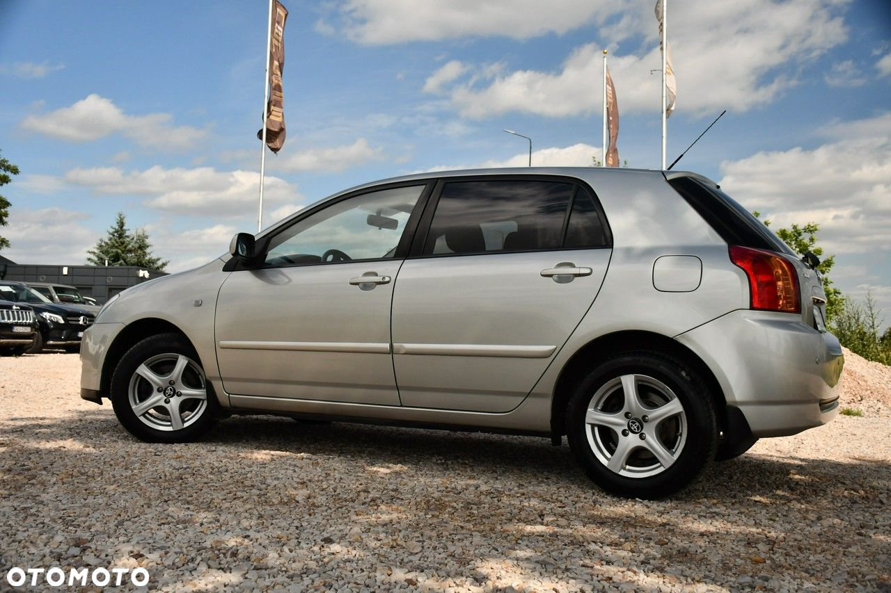 Toyota Corolla - 20