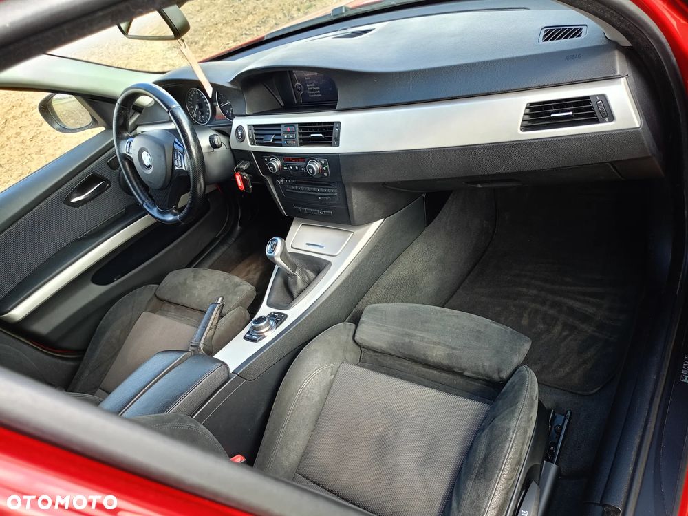 BMW Seria 3 318i Edition Lifestyle - 11