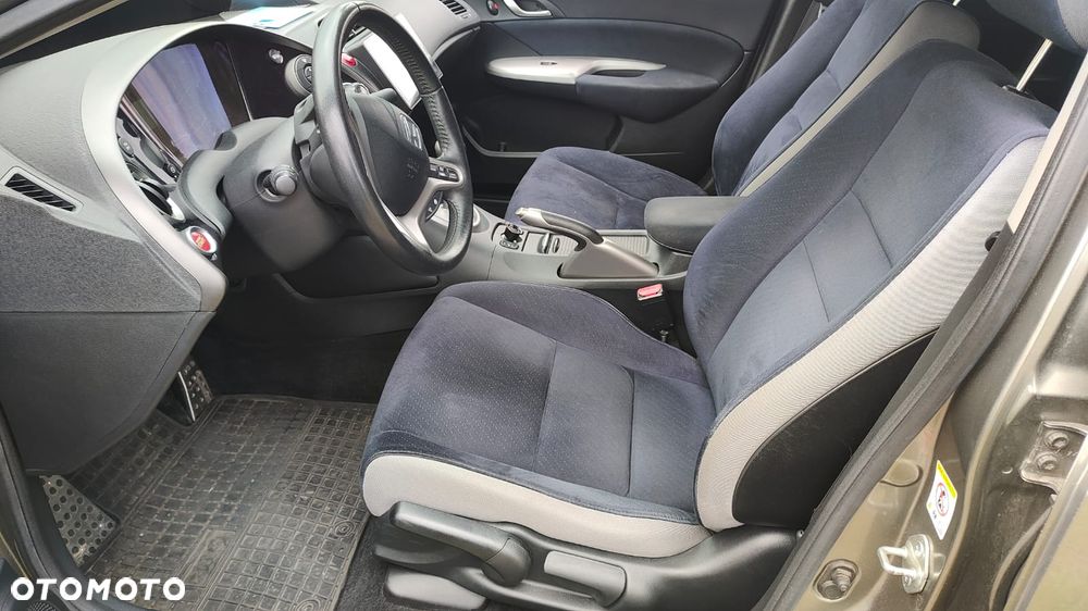 Honda Civic 1.8i-VTEC Sport - 6