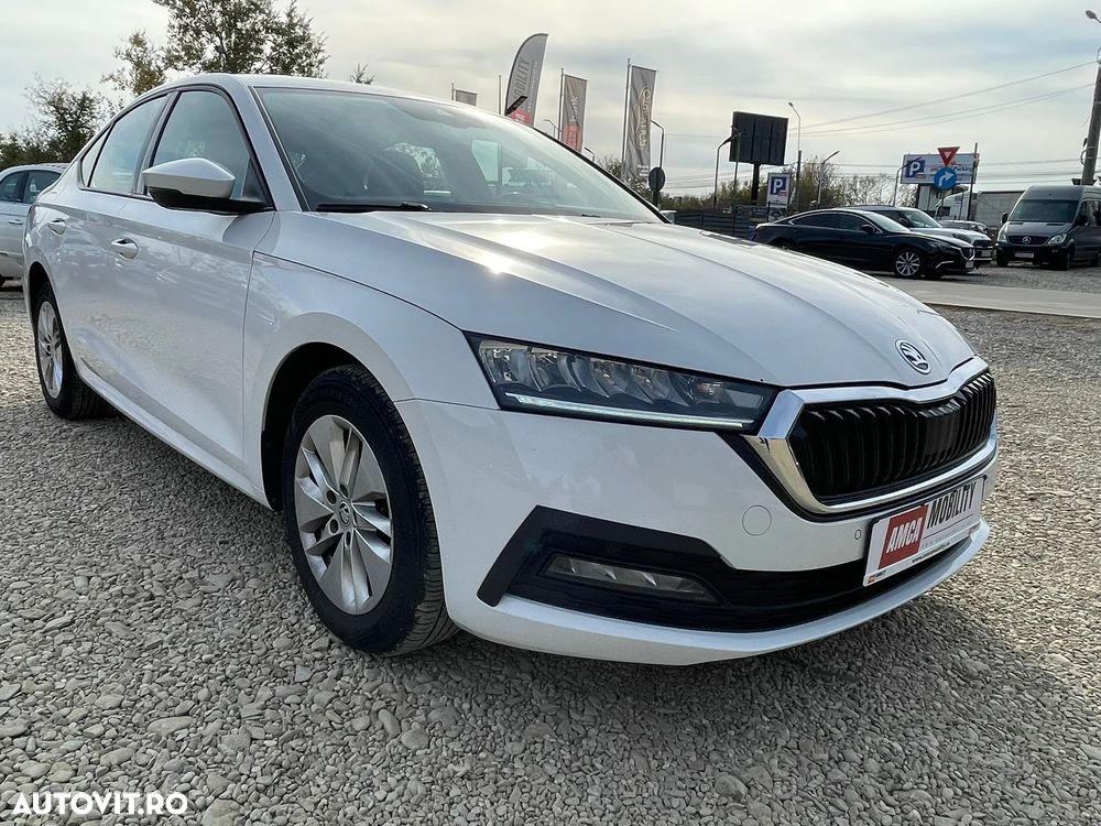 Skoda Octavia - 1