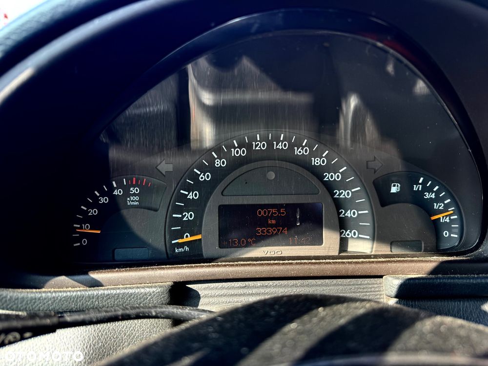 Mercedes-Benz Klasa C 220 CDI Classic - 19