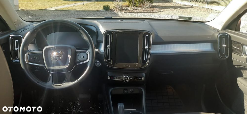 Volvo XC 40 D4 AWD Momentum Pro - 6