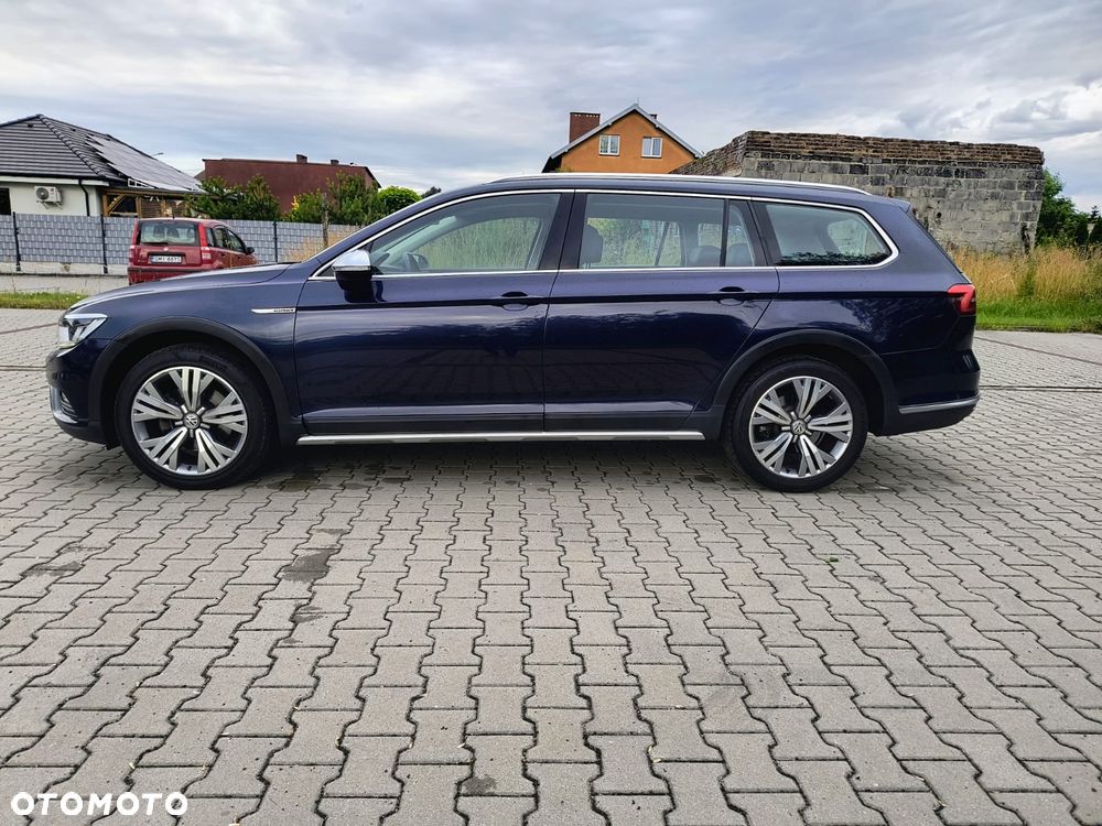 Volkswagen Passat - 5