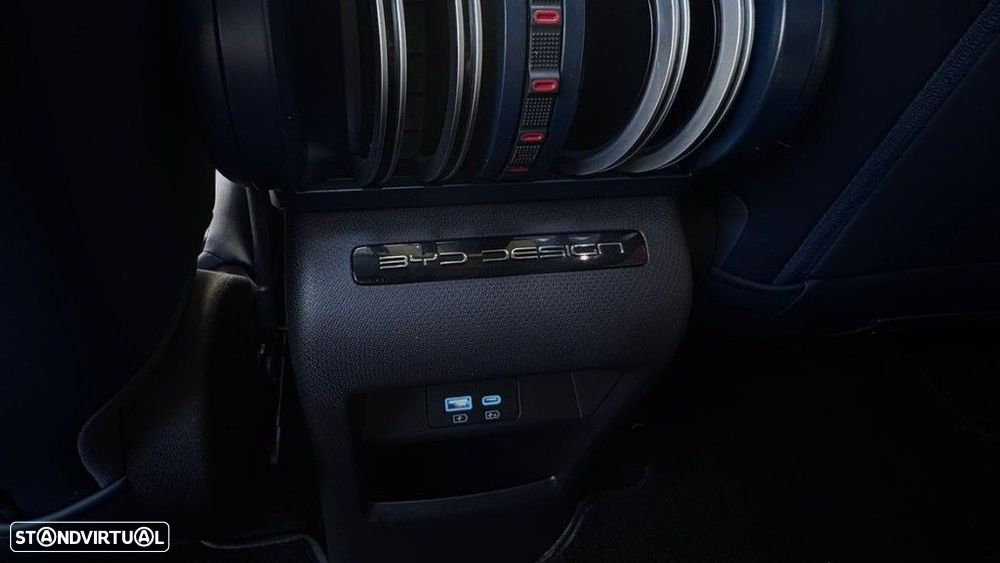 BYD Atto 3 Comfort - 13