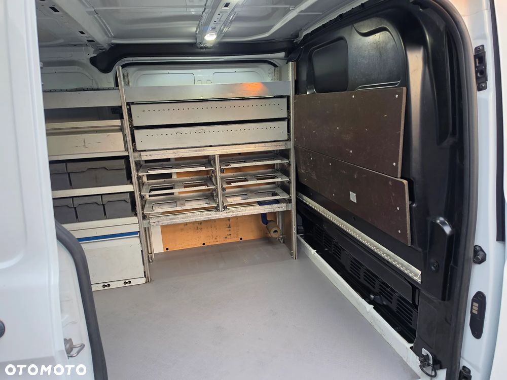 Ford Transit Custom - 11