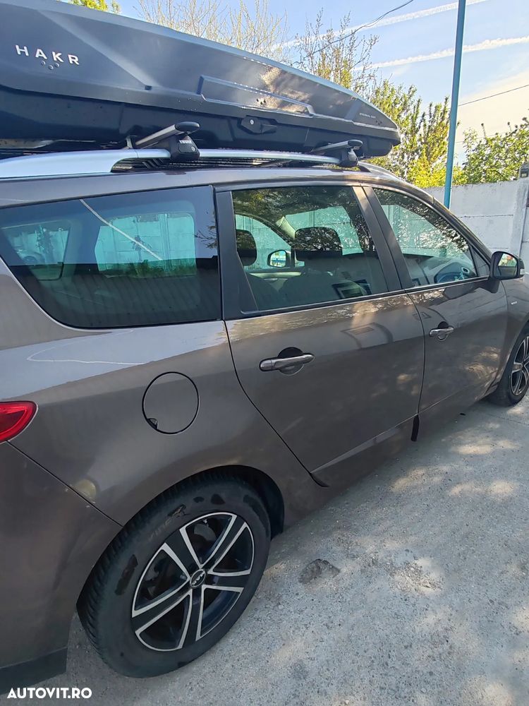 Renault Grand Scenic dCi 110 LIMITED - 4