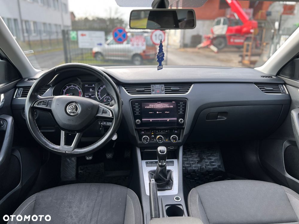 Skoda Octavia 1.5 TSI ACT Ambition - 10