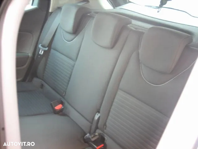 Renault Clio - 14