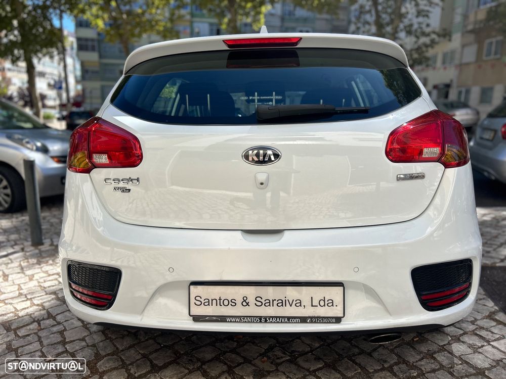 Kia Ceed - 9