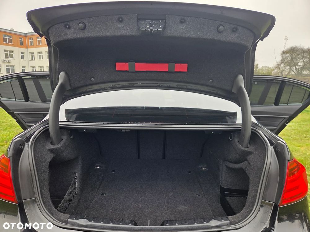 BMW Seria 3 320d Blue Performance Luxury Line - 35