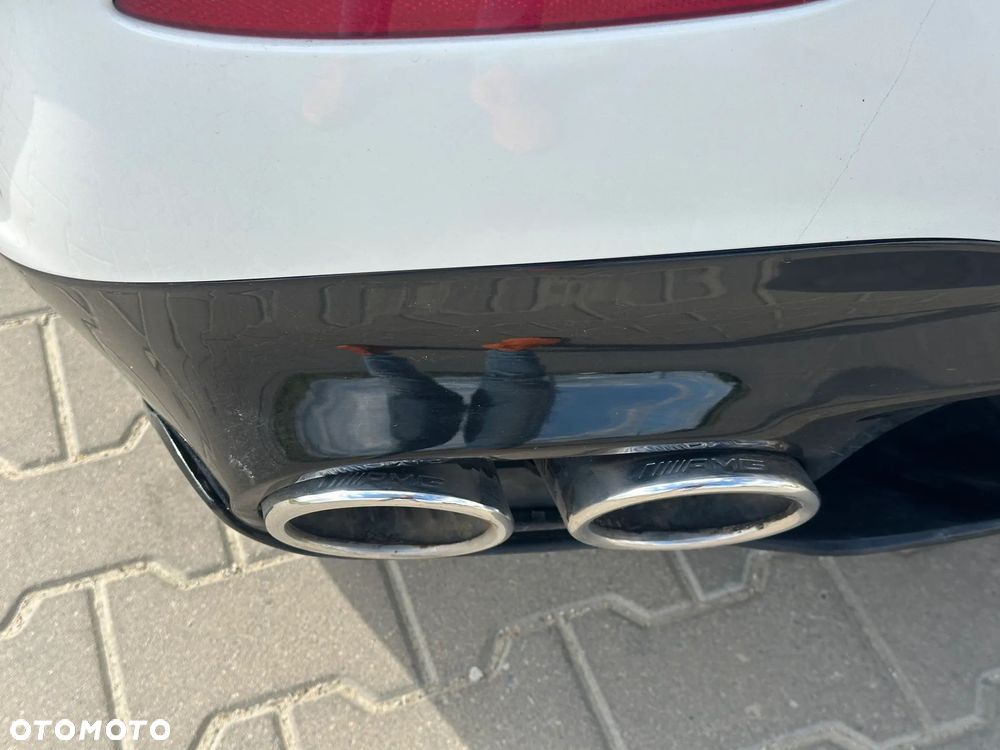 Mercedes-Benz CLA 220 d AMG Line 8G-DCT - 14