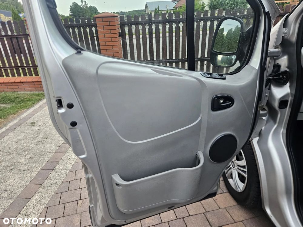 Opel Vivaro - 15