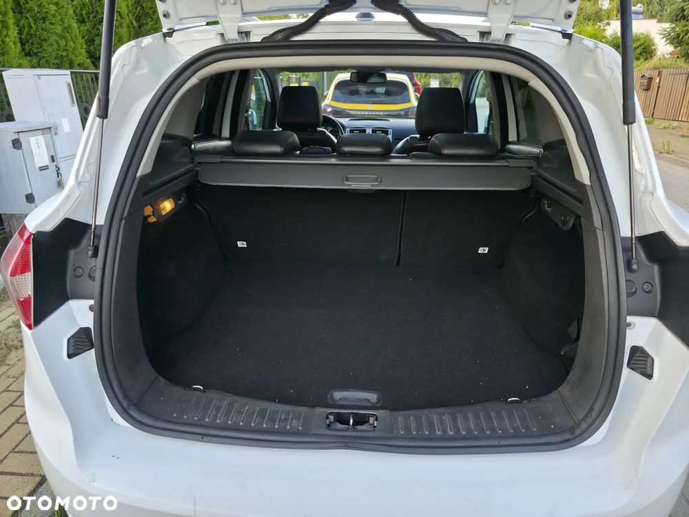 Ford Kuga 2.0 TDCi Titanium - 15