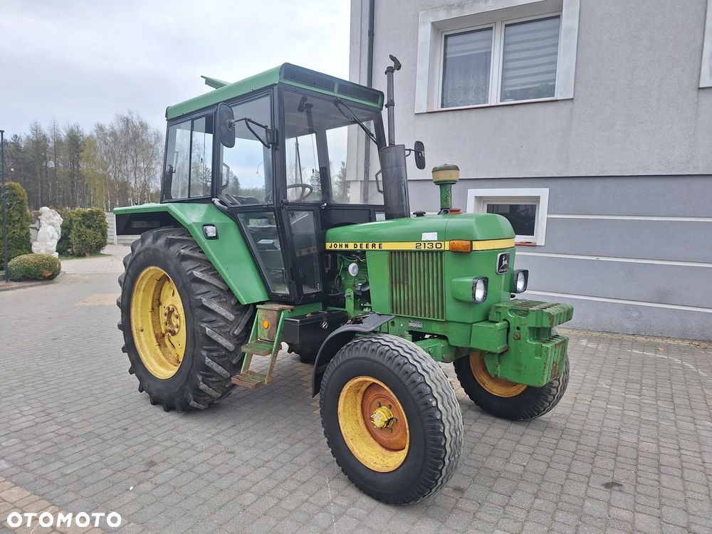 John Deere 2130 - 2