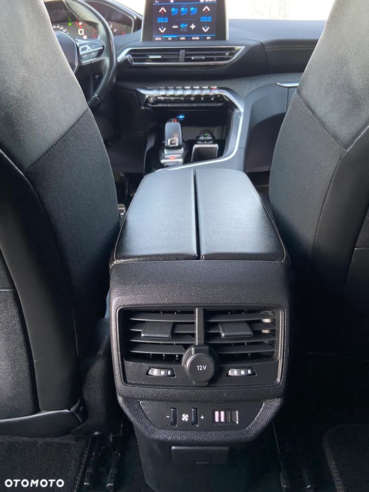 Peugeot 5008 1.6 PureTech GT Line S&S EAT8 - 36