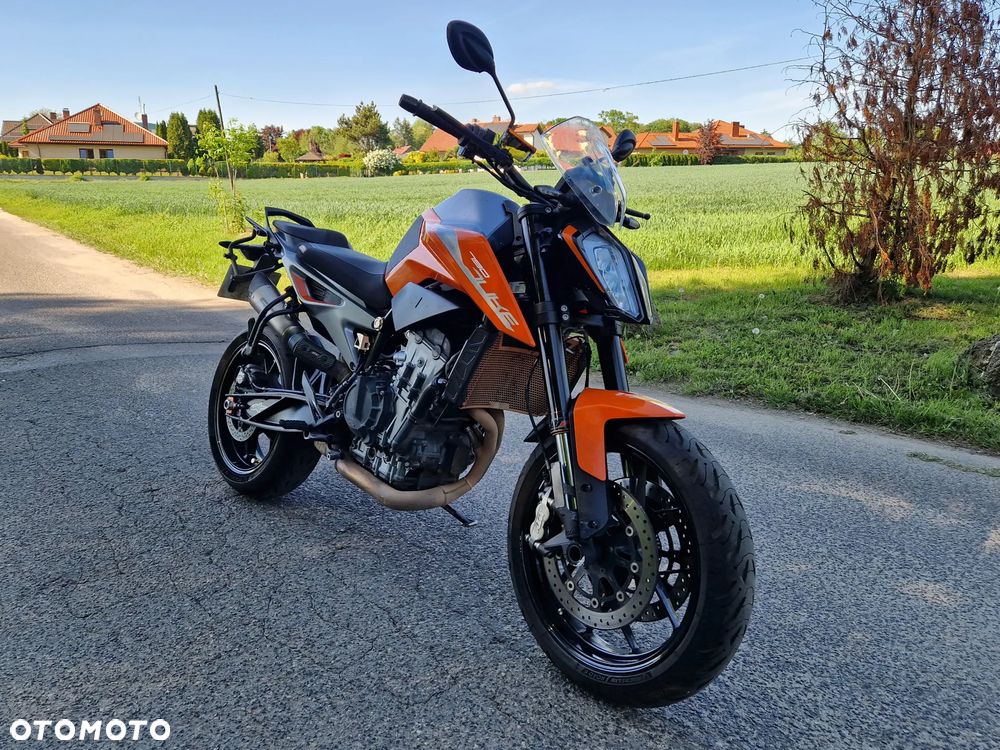 KTM Duke 790 - 13