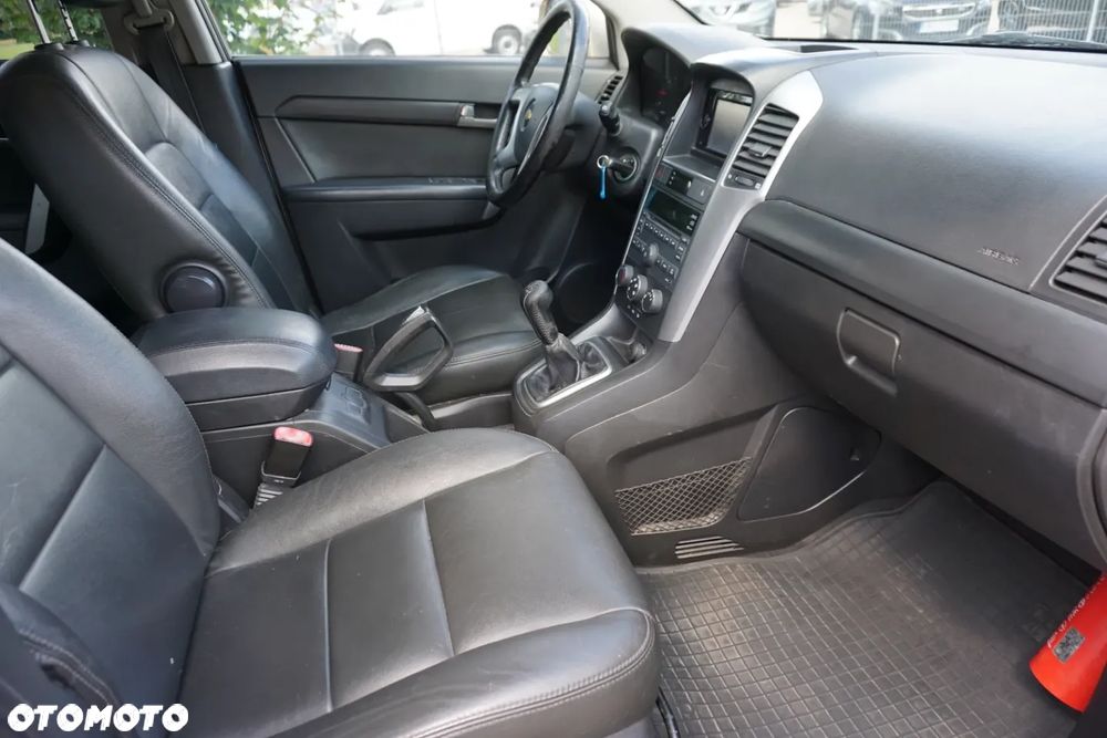 Chevrolet Captiva 2.0 d LS 5os 2WD - 16